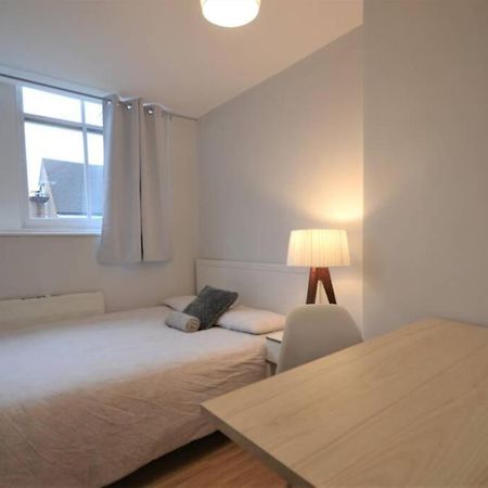 Stylish Budget 4 Bedroom Flat In Brick Lane Лондон Экстерьер фото