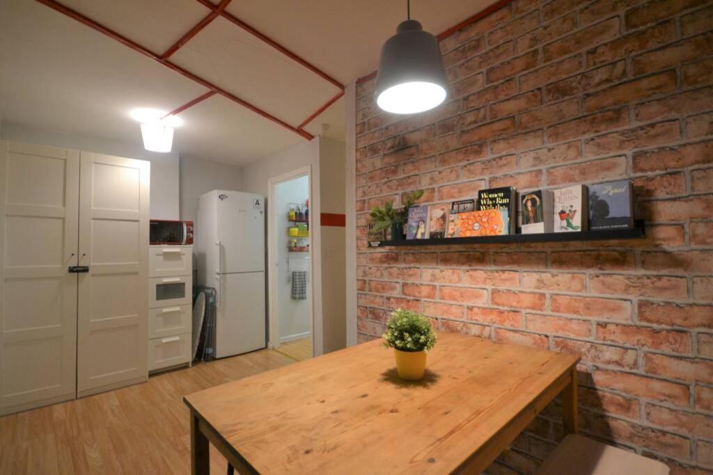Stylish Budget 4 Bedroom Flat In Brick Lane Лондон Экстерьер фото