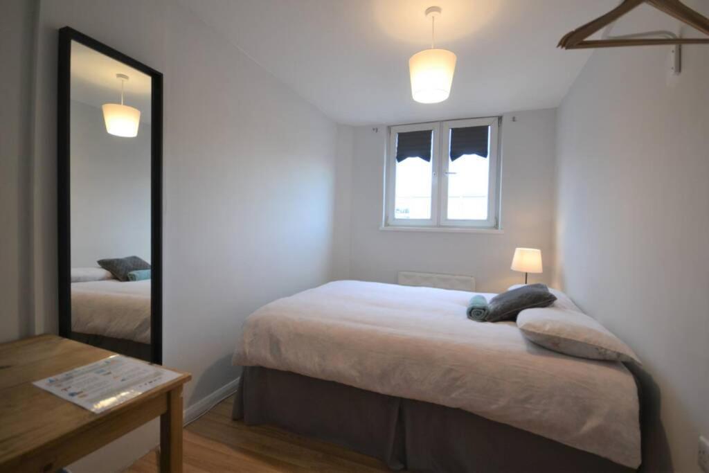 Stylish Budget 4 Bedroom Flat In Brick Lane Лондон Экстерьер фото